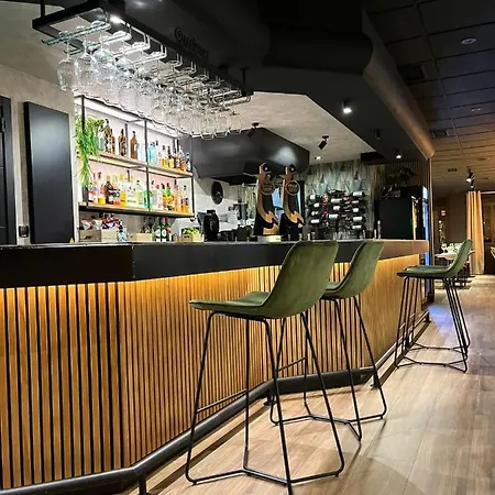 Quilmes بيت شباب
